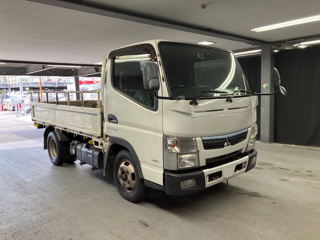 Japan Auction Vehicles 7 2017 Mitsubishi Fuso Canter 2.0t auction photo
