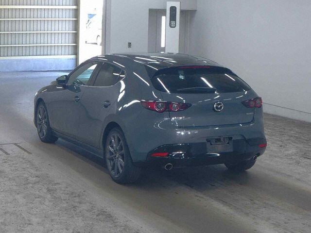 2019 Mazda 3ファストバック XDバーガンディS auction photo 2