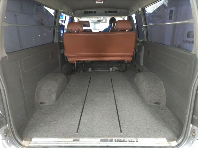 1998 Toyota Hiace ロングスーパーGL auction photo 6