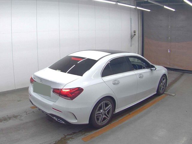 2020 Mercedes-Benz A-Class A180スタセダンAMG auction photo 5