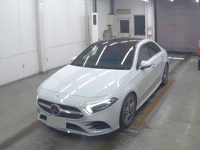 2020 Mercedes-Benz A-Class A180スタセダンAMG auction photo 4
