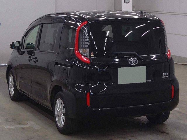 2023 Toyota Sienta ハイブリッドZ 4WD auction photo 2