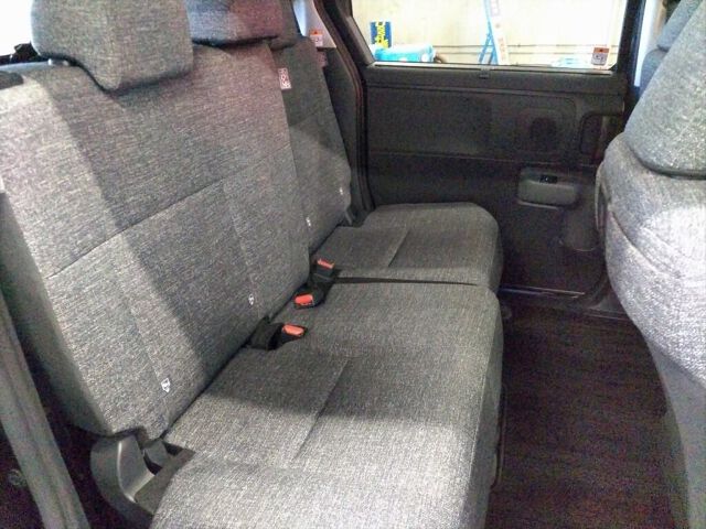 2023 Toyota Sienta ハイブリッドZ 4WD auction photo 6