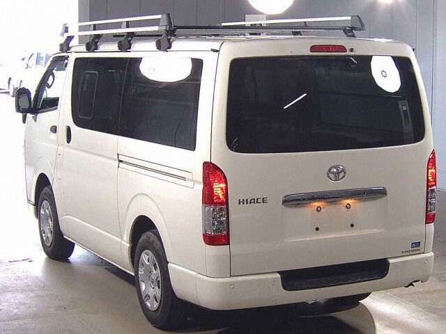 2021 Toyota Hiace ロングDX GLパッケ 4WD auction photo 2