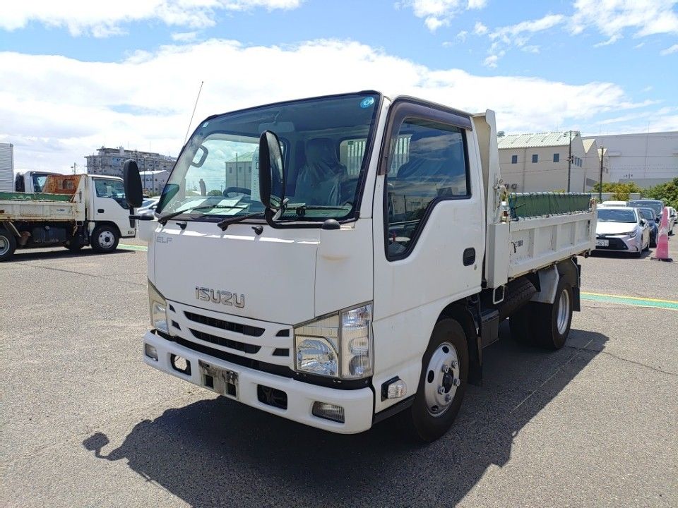 Japan Auction Vehicles 27 2015 Isuzu Elf auction photo