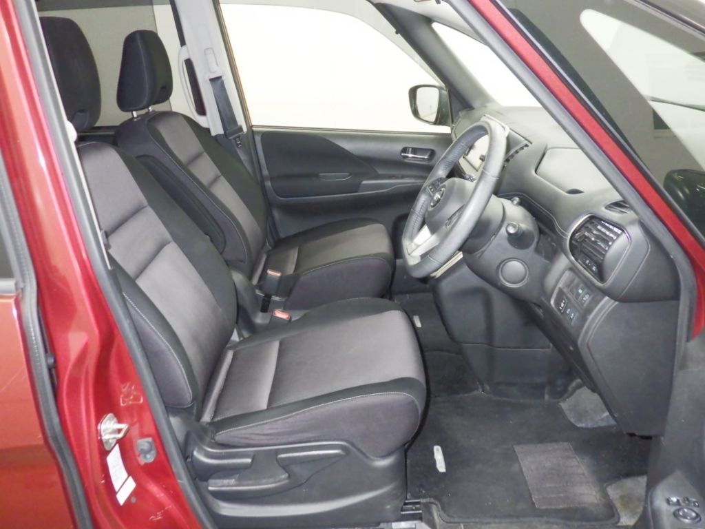 2018 Nissan Serena Highway Star V Selection auction photo 6