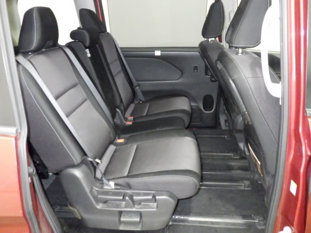 2018 Nissan Serena Highway Star V Selection auction photo 7
