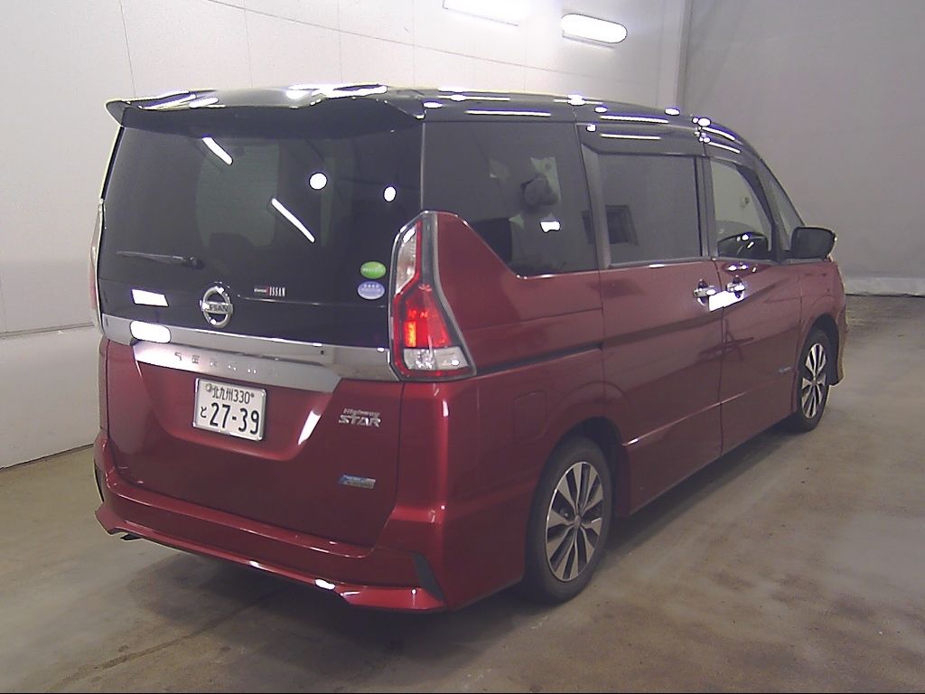 2018 Nissan Serena Highway Star V Selection auction photo 2