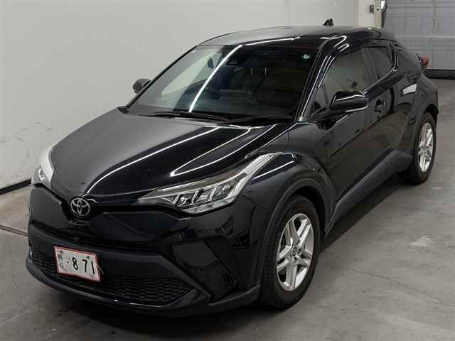 2023 Toyota C-HR S-T auction photo 4