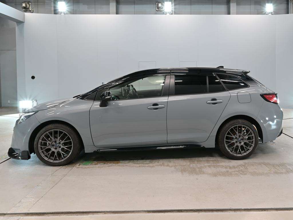 2025 Toyota Corolla Touring HV アクティブスポーツ auction photo 4