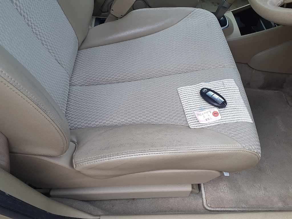 2012 Nissan ティーダ 15M SV+プラズマ auction photo 10