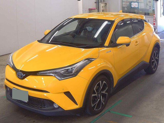 2017 Toyota C-HR G auction photo 4