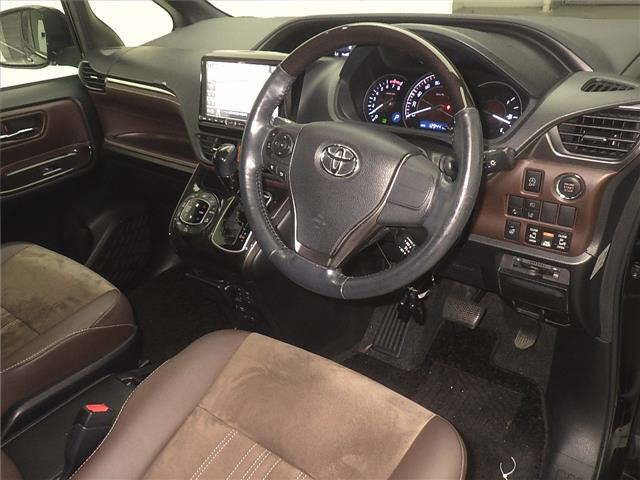 2018 Toyota Esquire Giプレミアムパッケージ auction photo 3