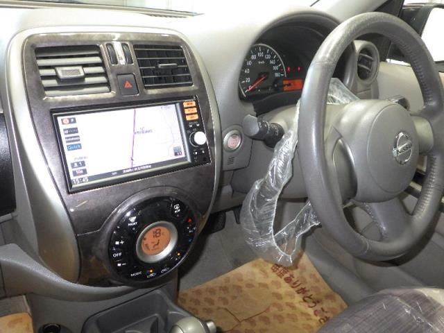 2014 Nissan March ボレロ auction photo 3