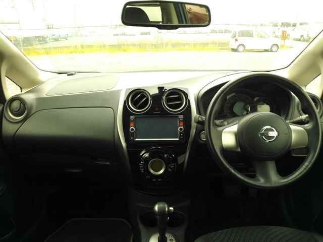 2013 Nissan Note メダリスト auction photo 8