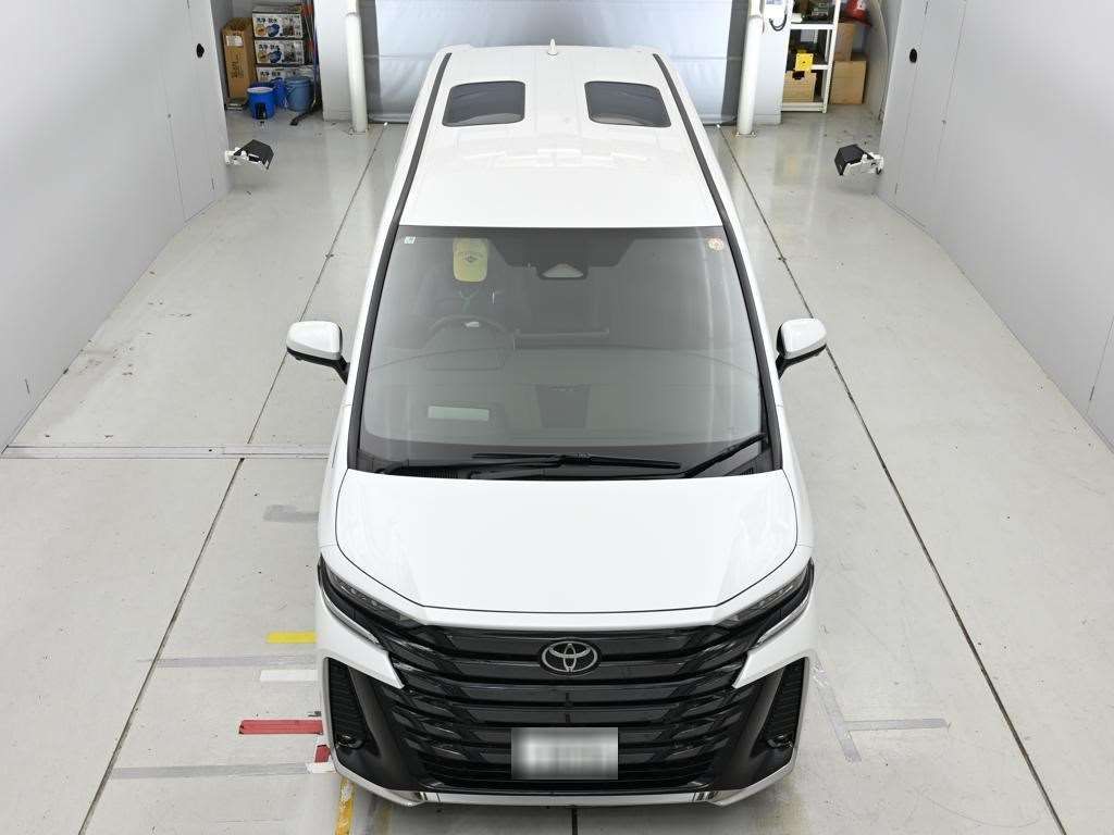 2025 Toyota Vellfire Z Premier auction photo 7