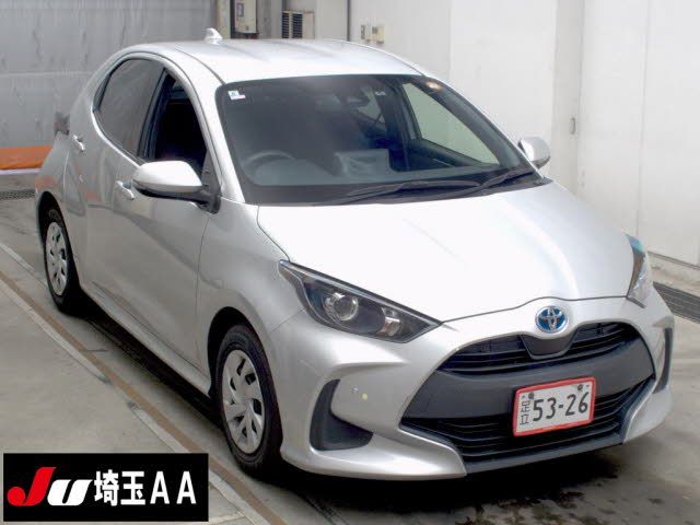 Japan Auction Vehicles 12 2021 Toyota Yaris ハイブリッドX auction photo