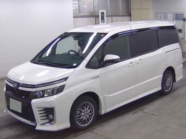 2016 Toyota Voxy HV ZS auction photo 4