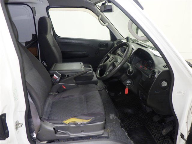 2010 Isuzu コモ 商用バン auction photo 5