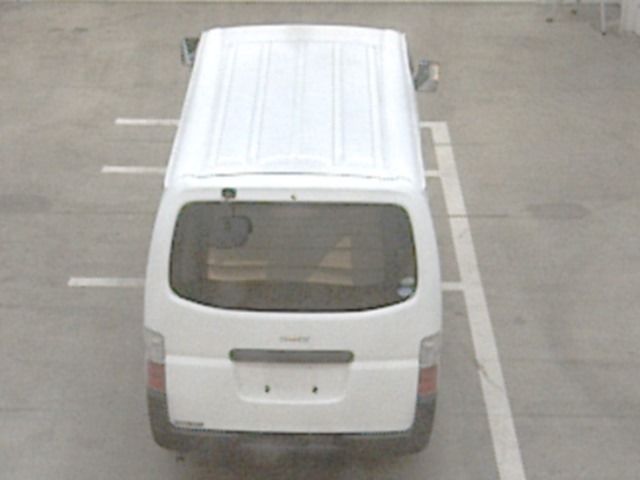 2010 Isuzu コモ 商用バン auction photo 3