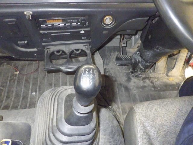 2005 Isuzu Forward ミキサー auction photo 7