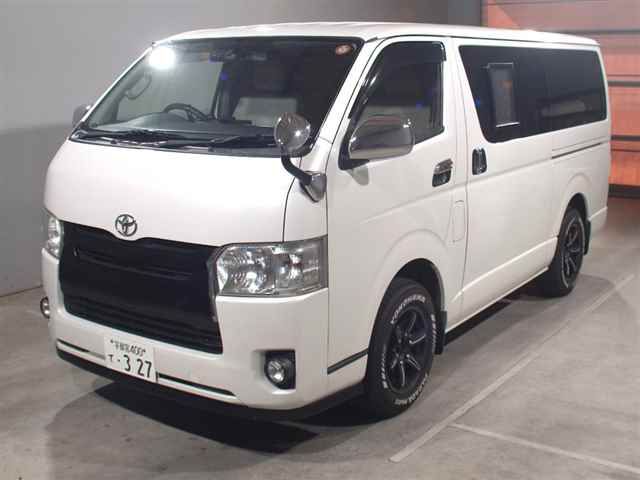2014 Toyota Hiace 4WD Super GL Japan auction vehicle