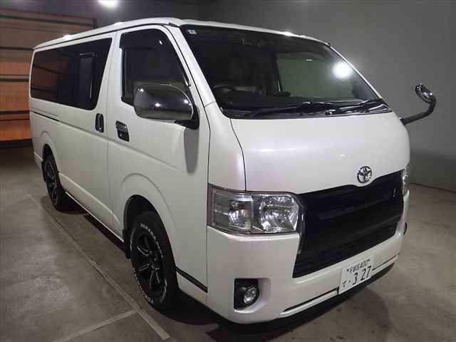 2014 Toyota Hiace 4WD Super GL auction photo 3