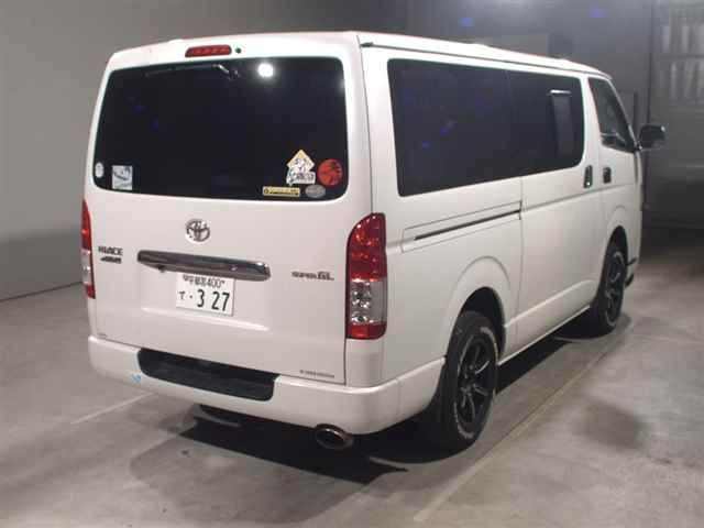 2014 Toyota Hiace 4WD Super GL auction photo 2