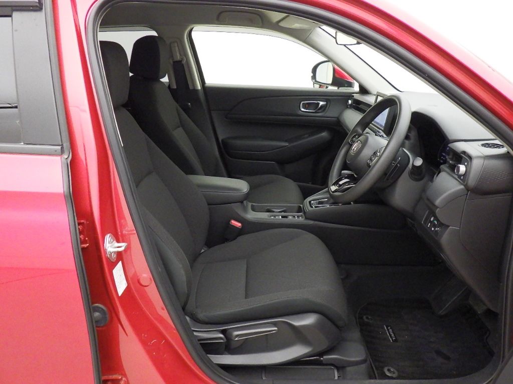 2022 Honda Vezel 4WD e:HEV X auction photo 6