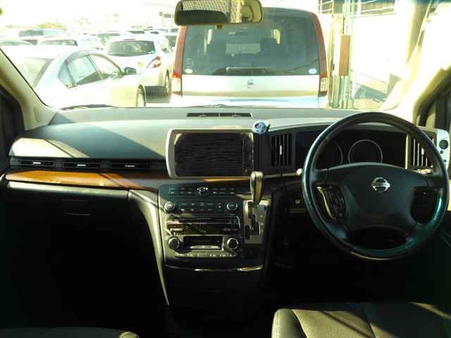 2005 Nissan Elgrand ハイウェイスター auction photo 8