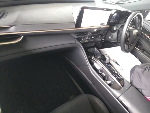2024 Toyota Crown Sport スポーツZ(HEV) 4WD auction photo 3