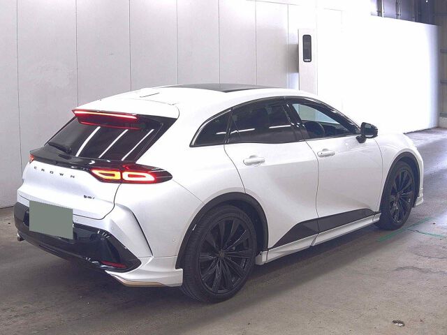 2024 Toyota Crown Sport スポーツZ(HEV) 4WD auction photo 5
