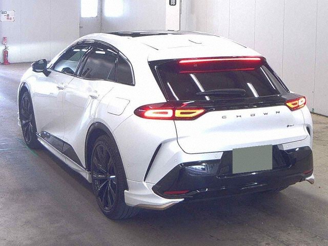 2024 Toyota Crown Sport スポーツZ(HEV) 4WD auction photo 2