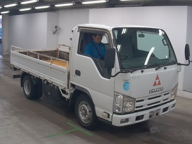 Japan Auction Vehicles 8 2009 Isuzu Elf フルフラットロー auction photo
