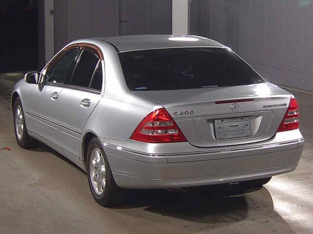 2001 Mercedes-Benz C-Class C200コンプレッサー auction photo 2