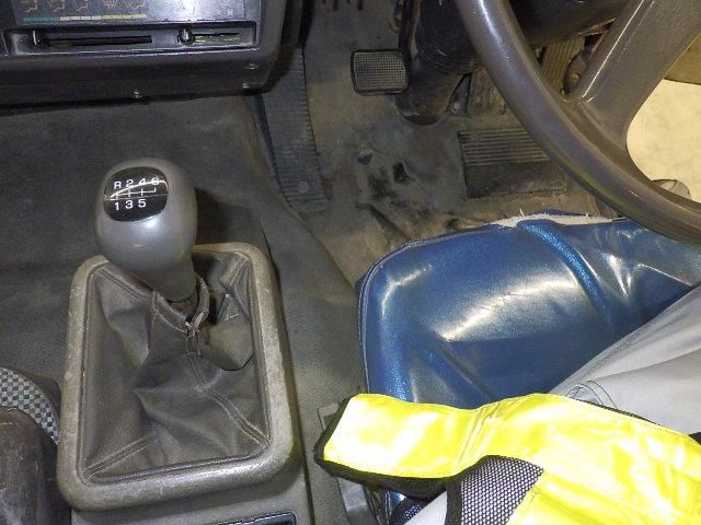 1991 Mitsubishi Fuso Fighter 重機運搬車 auction photo 7