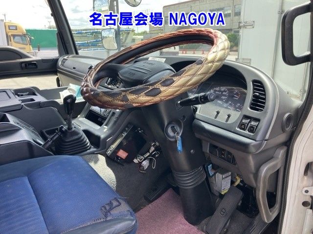 2009 Isuzu Giga レイゾウレイトウ auction photo 4