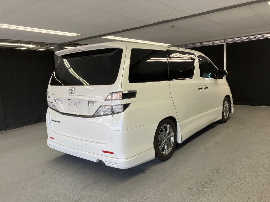 2011 Toyota Vellfire 2.4ZプラチナセレクションII auction photo 4