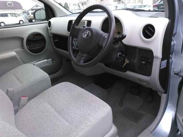 2010 Toyota Passo 1.0X auction photo 3