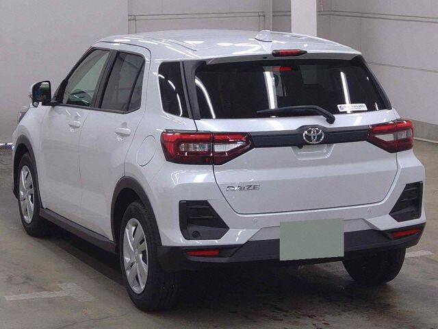 2025 Toyota Raize X 4WD auction photo 2