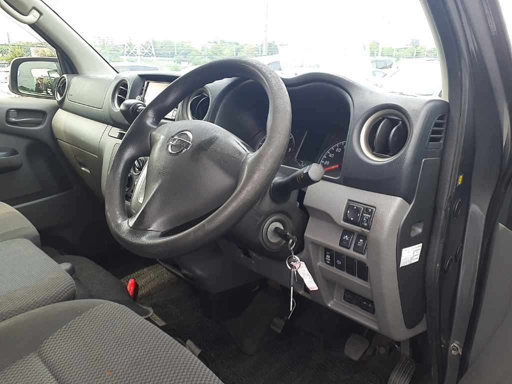 2019 Nissan NV350 Caravan ロングDXターボ auction photo 9