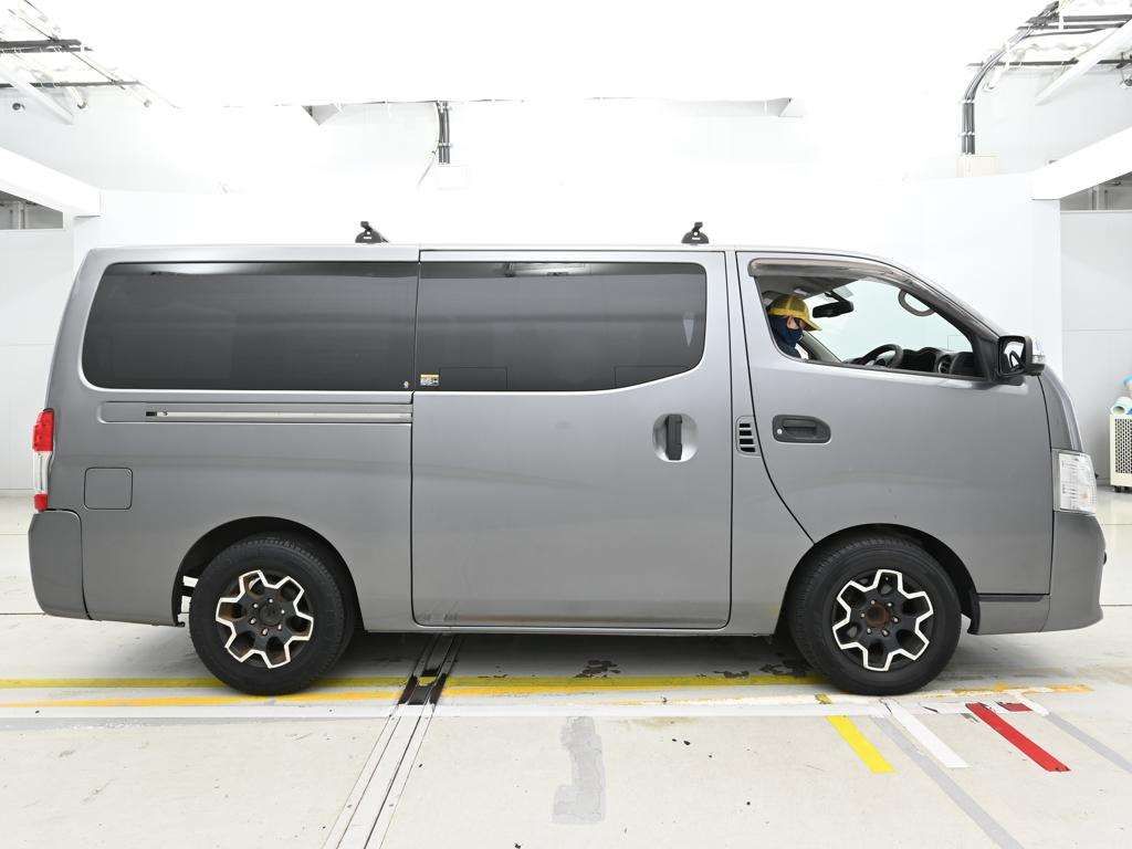 2019 Nissan NV350 Caravan ロングDXターボ auction photo 3