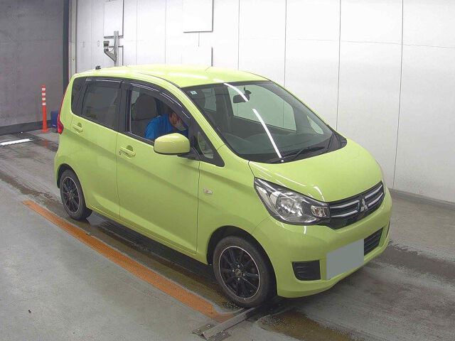 2016 Mitsubishi eK Wagon M Japan auction vehicle
