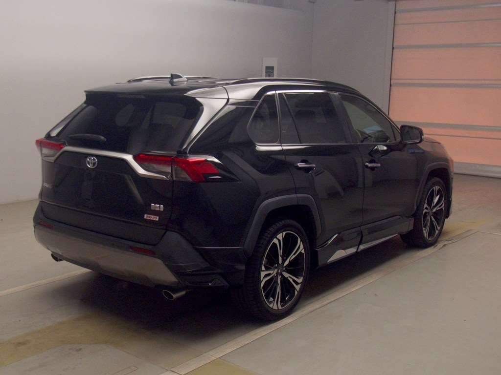 2023 Toyota RAV4 ハイブリッドG 4WD auction photo 2