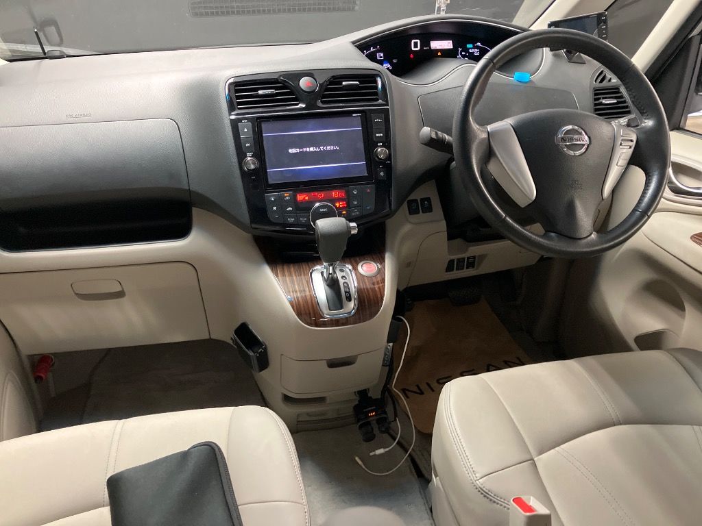 2014 Nissan Serena 20G Advanced Safety Package auction photo 3