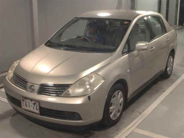 2005 Nissan ティーダラティオ 15M auction photo 4