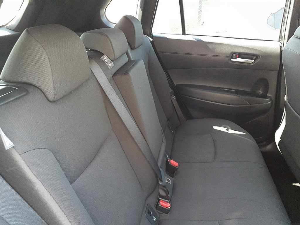 2023 Toyota Corolla Cross S auction photo 11