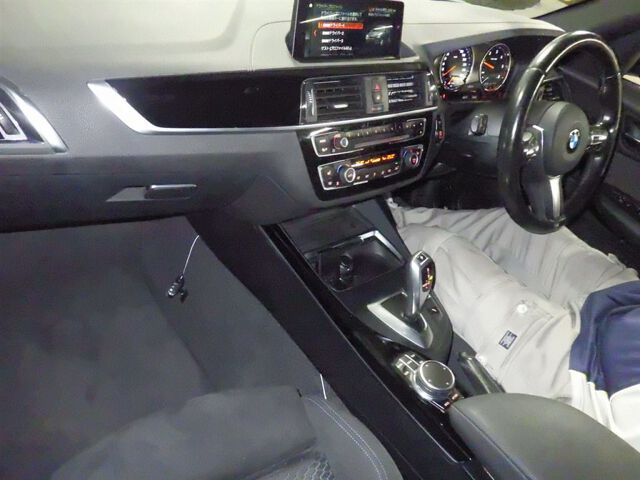 2018 BMW 1 Series 118D M Sport auction photo 3