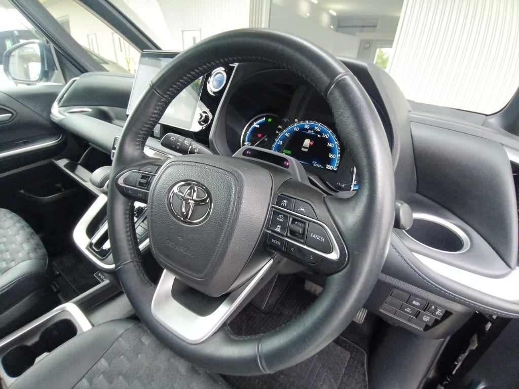 2023 Toyota Voxy ハイブリッドS-Z auction photo 9