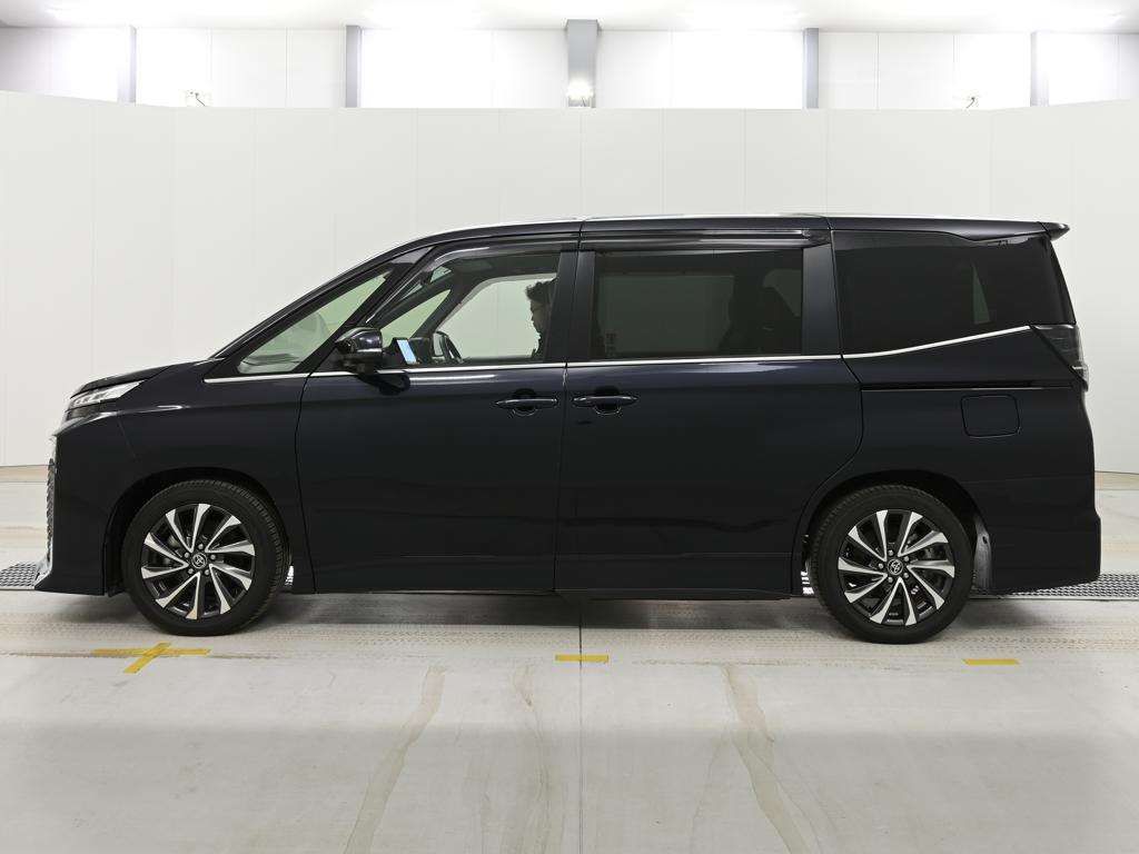 2023 Toyota Voxy ハイブリッドS-Z auction photo 4